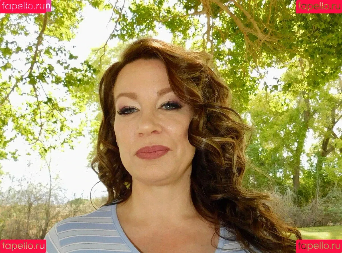 Chelsea Charms / chelsea_charms_ Onlyfans Photo Gallery 