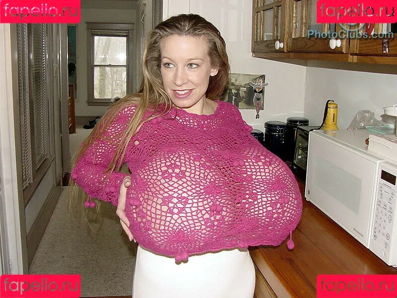 Chelsea Charms / chelsea_charms_ Onlyfans Photo Gallery 