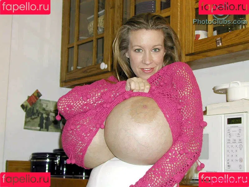 Chelsea Charms / chelsea_charms_ Onlyfans Photo Gallery 