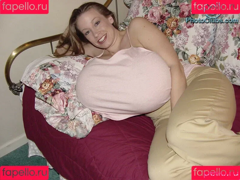 Chelsea Charms / chelsea_charms_ Onlyfans Photo Gallery 