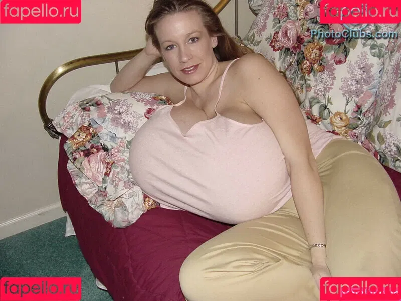 Chelsea Charms / chelsea_charms_ Onlyfans Photo Gallery 