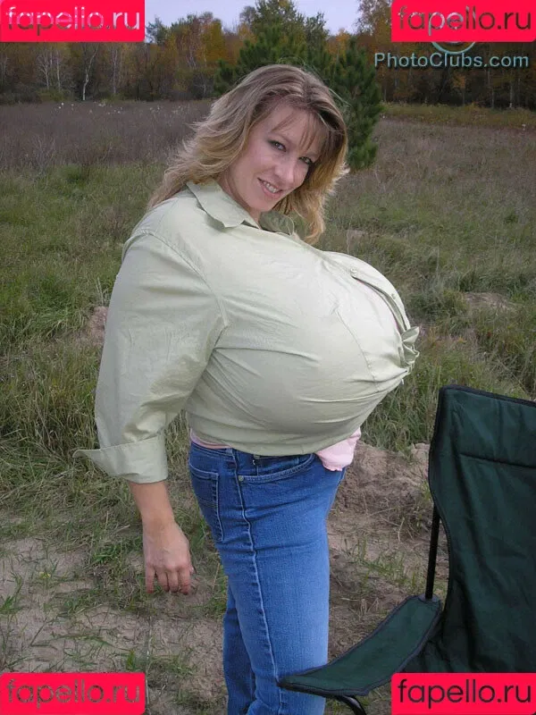 Chelsea Charms / chelsea_charms_ Onlyfans Photo Gallery 