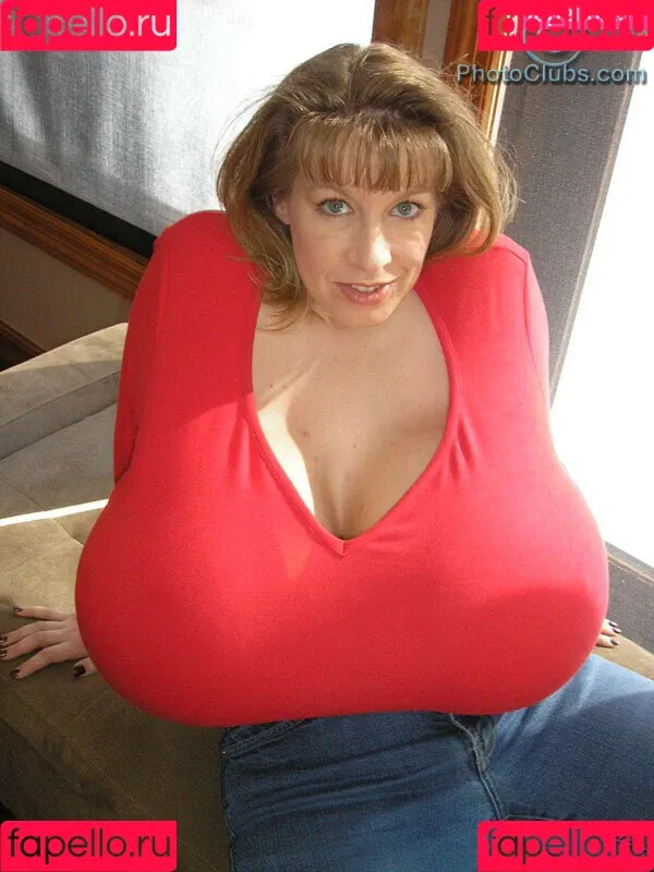 Chelsea Charms / chelsea_charms_ Onlyfans Photo Gallery 