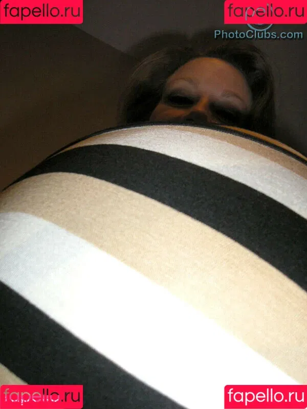 Chelsea Charms / chelsea_charms_ Onlyfans Photo Gallery 