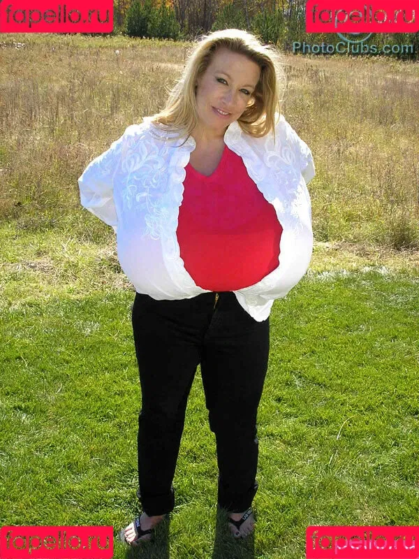 Chelsea Charms / chelsea_charms_ Onlyfans Photo Gallery 