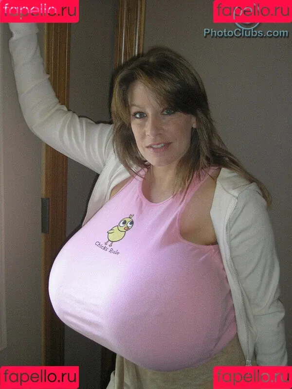Chelsea Charms / chelsea_charms_ Onlyfans Photo Gallery 