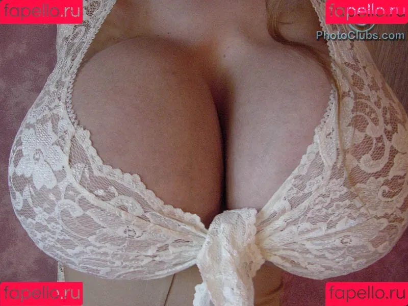 Chelsea Charms / chelsea_charms_ Onlyfans Photo Gallery 