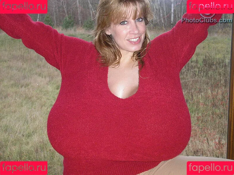 Chelsea Charms / chelsea_charms_ Onlyfans Photo Gallery 