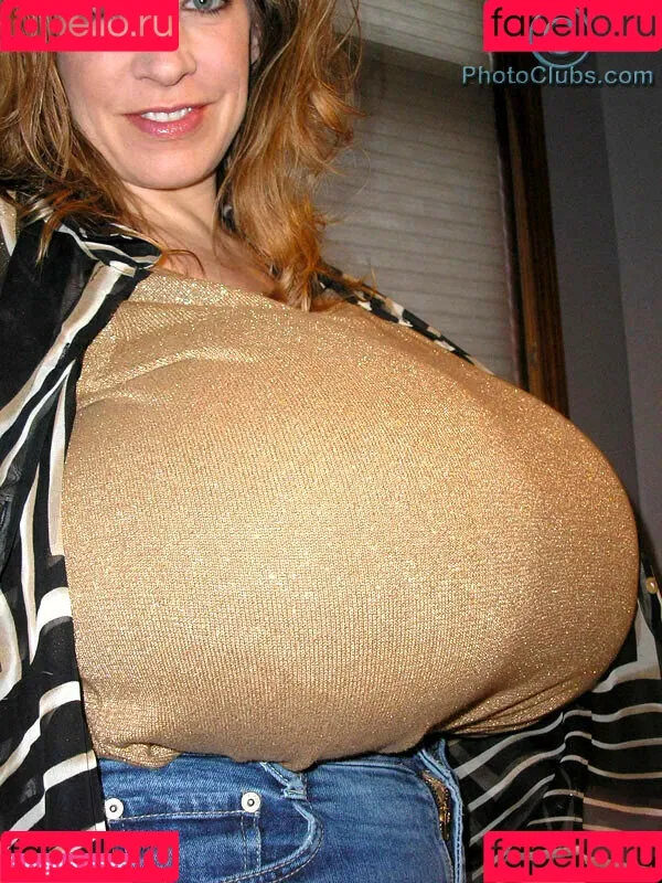 Chelsea Charms / chelsea_charms_ Onlyfans Photo Gallery 
