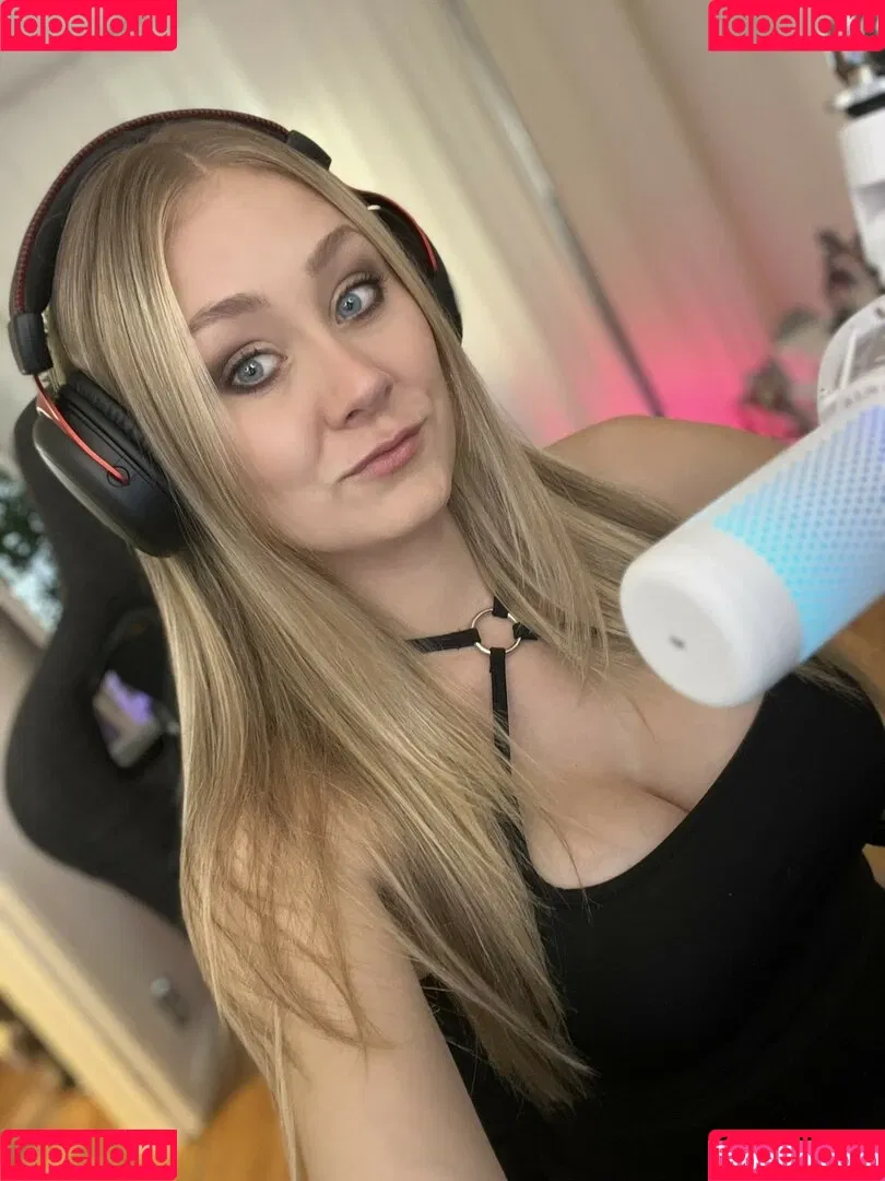 Kandyland / Kandylul / swishersweet13 Onlyfans Photo Gallery 