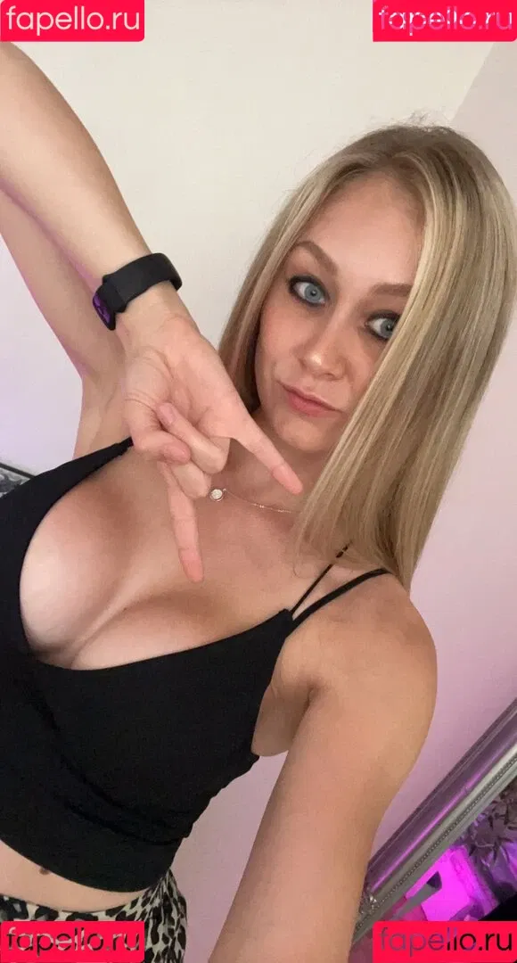 Kandyland / Kandylul / swishersweet13 Onlyfans Photo Gallery 