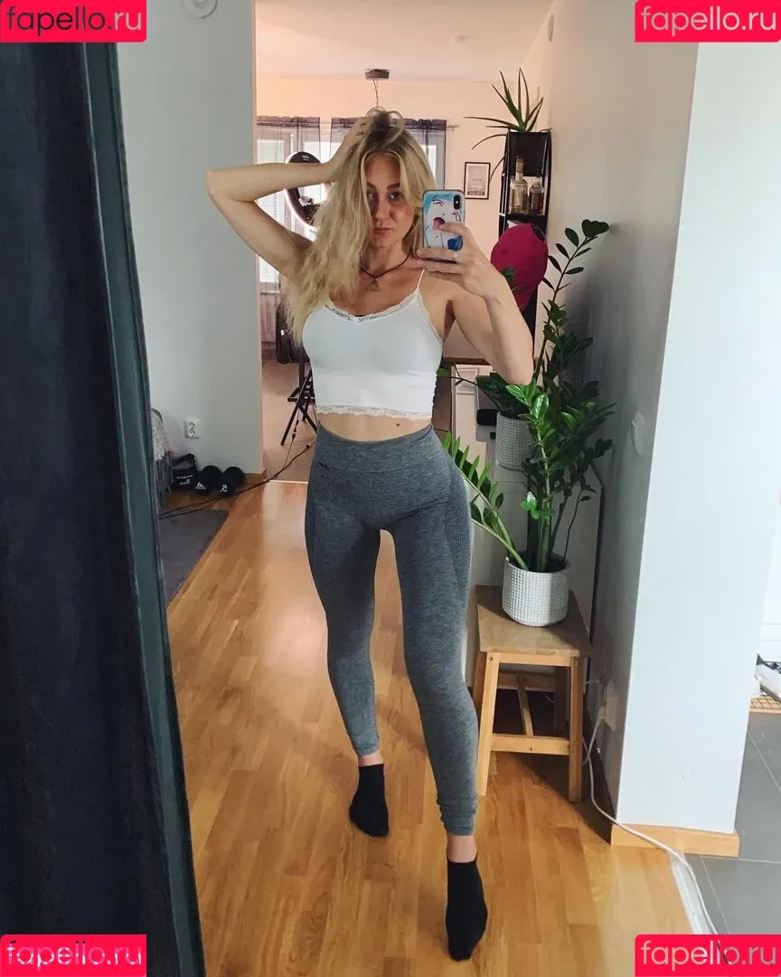 Kandyland / Kandylul / swishersweet13 Onlyfans Photo Gallery 