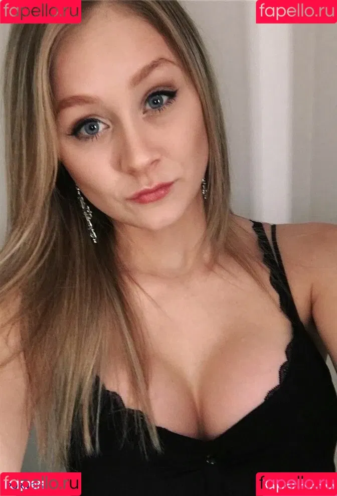 Kandyland / Kandylul / swishersweet13 Onlyfans Photo Gallery 