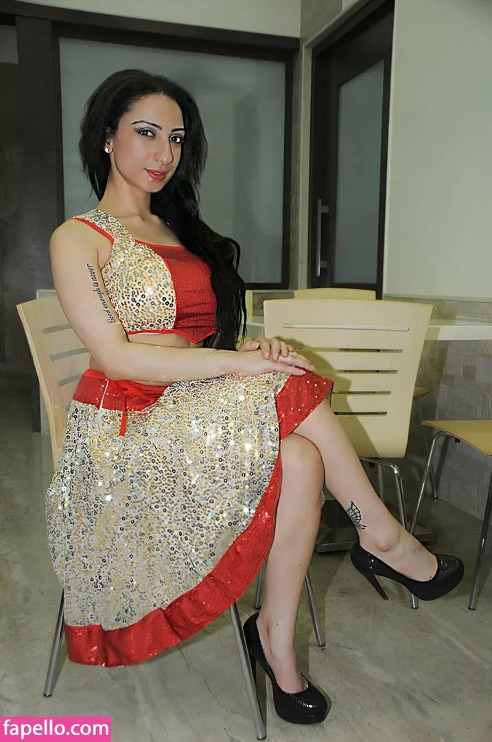 Shanti Dynamite Onlyfans Photo Gallery 