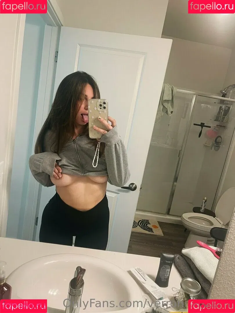 Veronicastar / starveronica_official / verronicastarrr Onlyfans Photo Gallery 
