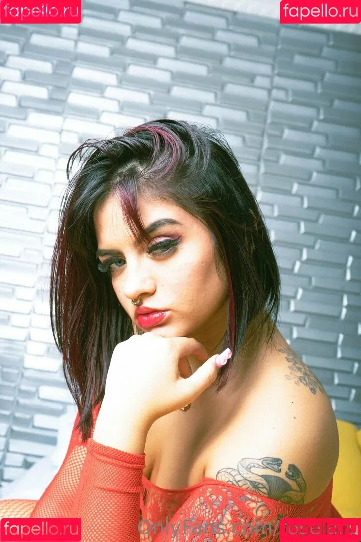 r.e.rosario / roseiaro Onlyfans Photo Gallery 