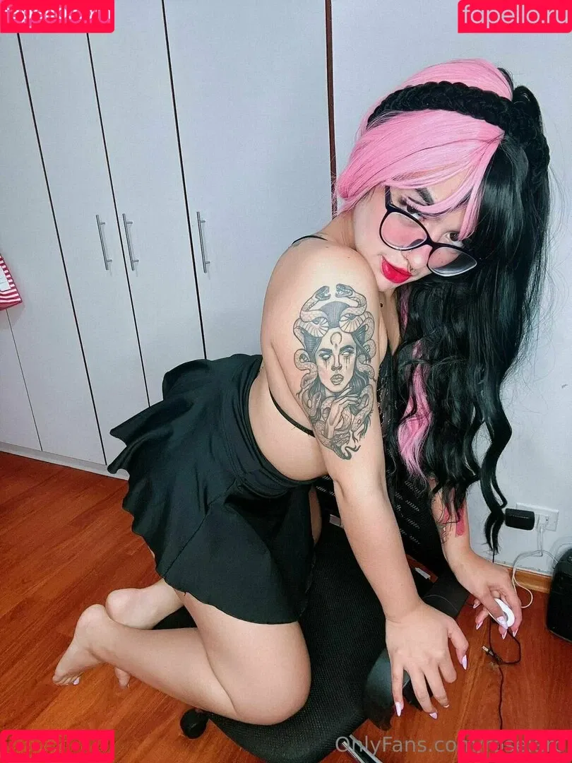 r.e.rosario / roseiaro Onlyfans Photo Gallery 
