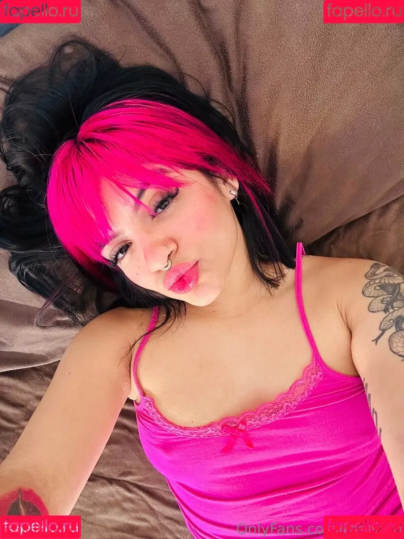 r.e.rosario / roseiaro Onlyfans Photo Gallery 