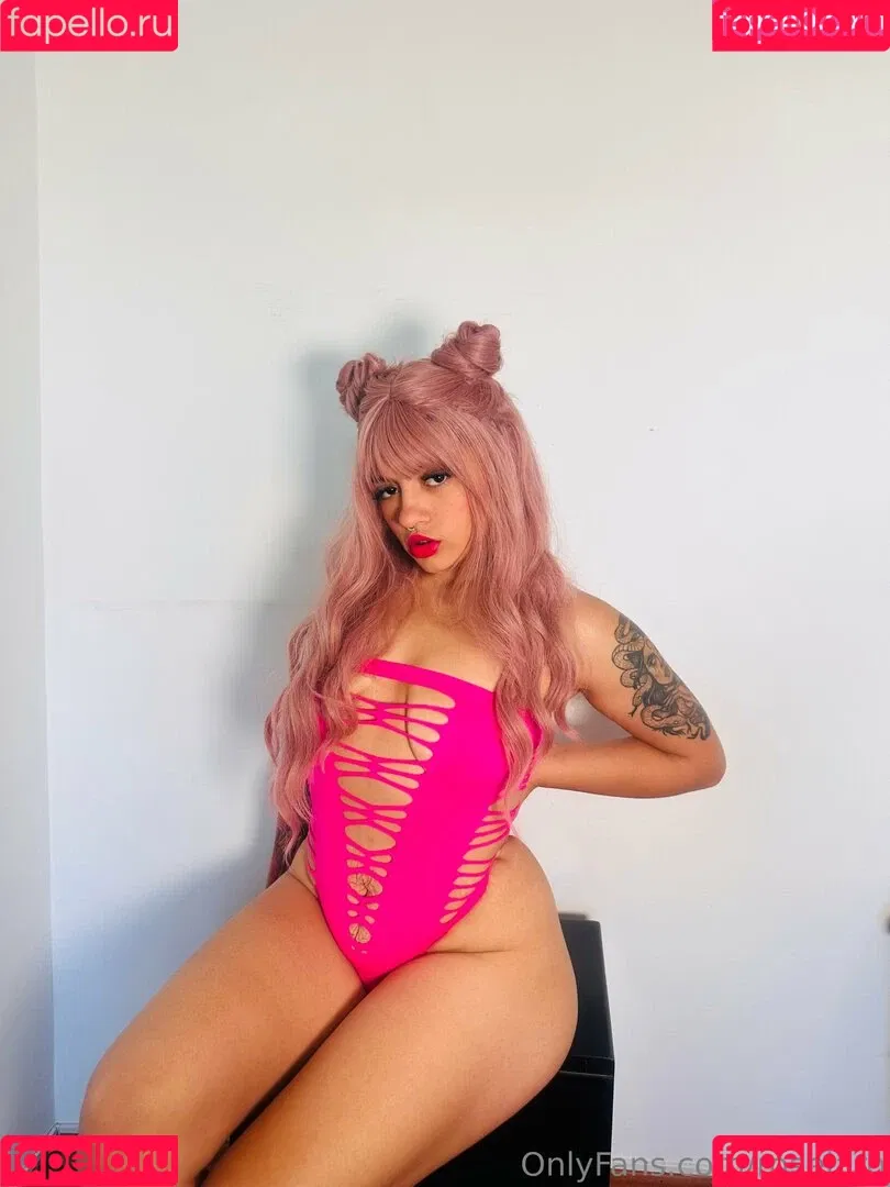 r.e.rosario / roseiaro Onlyfans Photo Gallery 