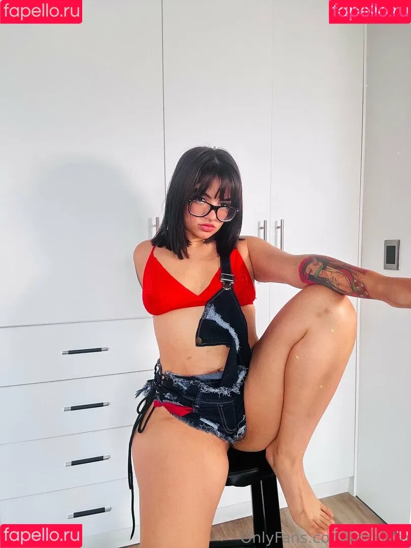 r.e.rosario / roseiaro Onlyfans Photo Gallery 