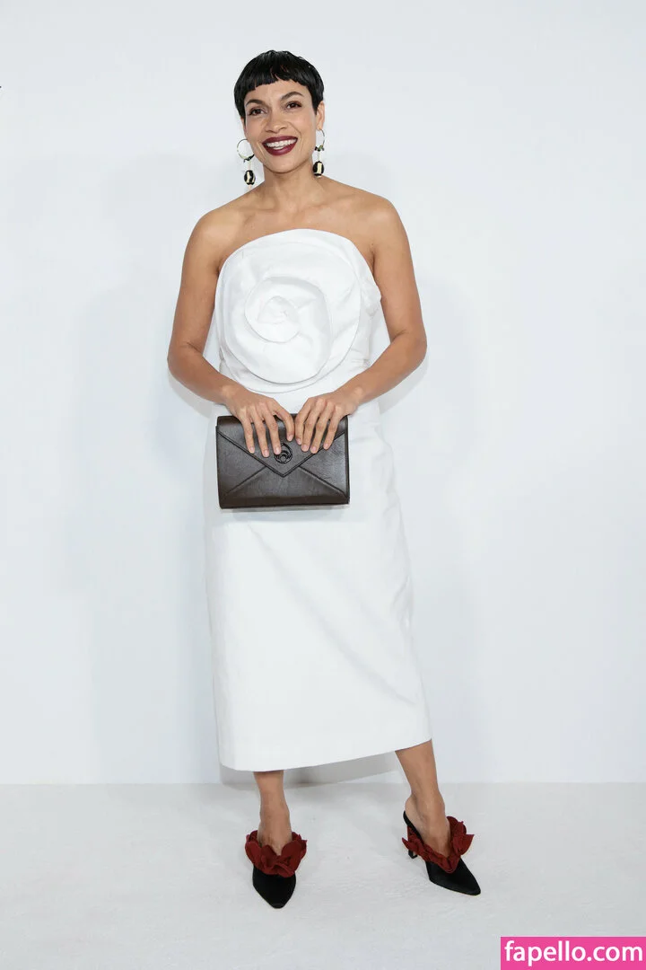 r.e.rosario / roseiaro Onlyfans Photo Gallery 