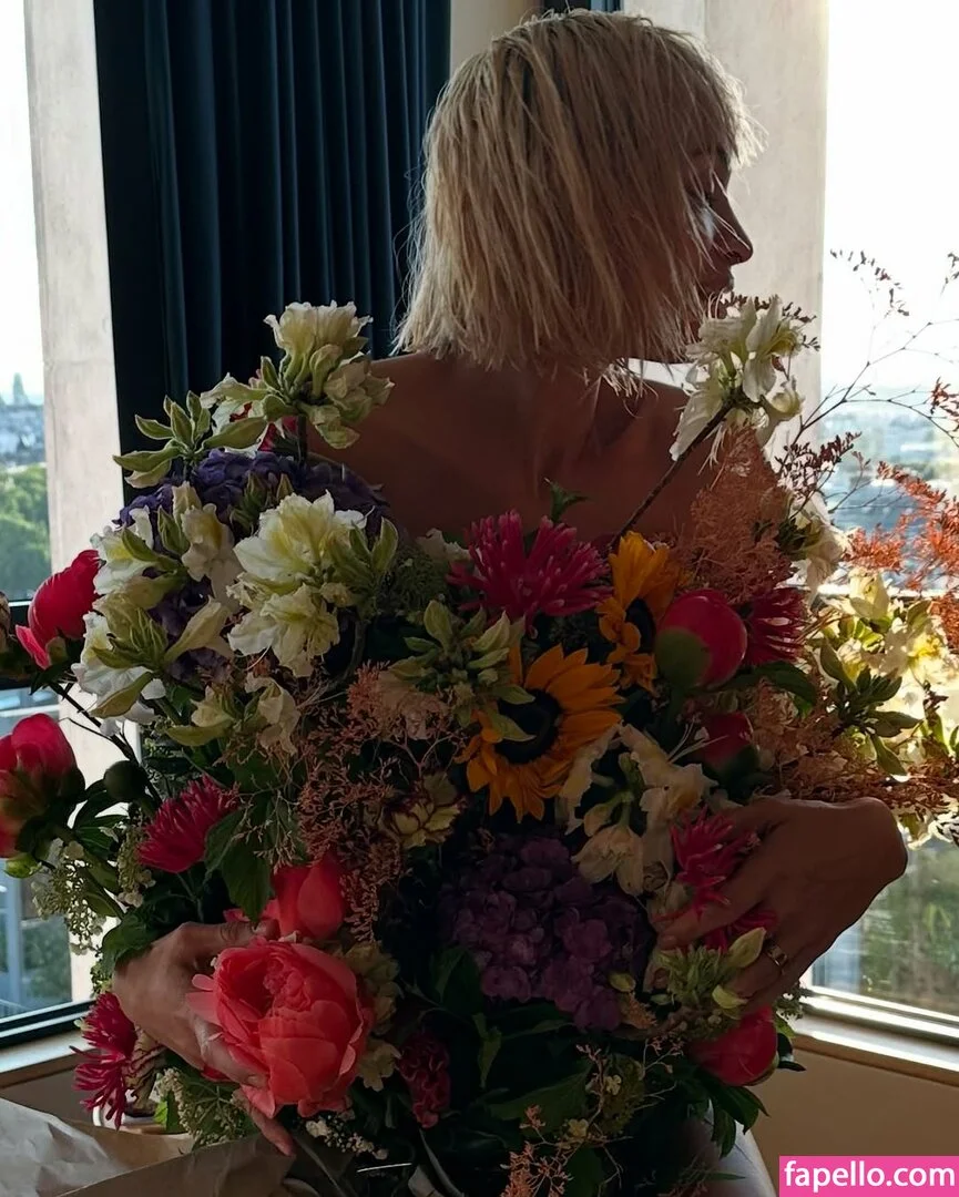 r.e.rosario / roseiaro Onlyfans Photo Gallery 