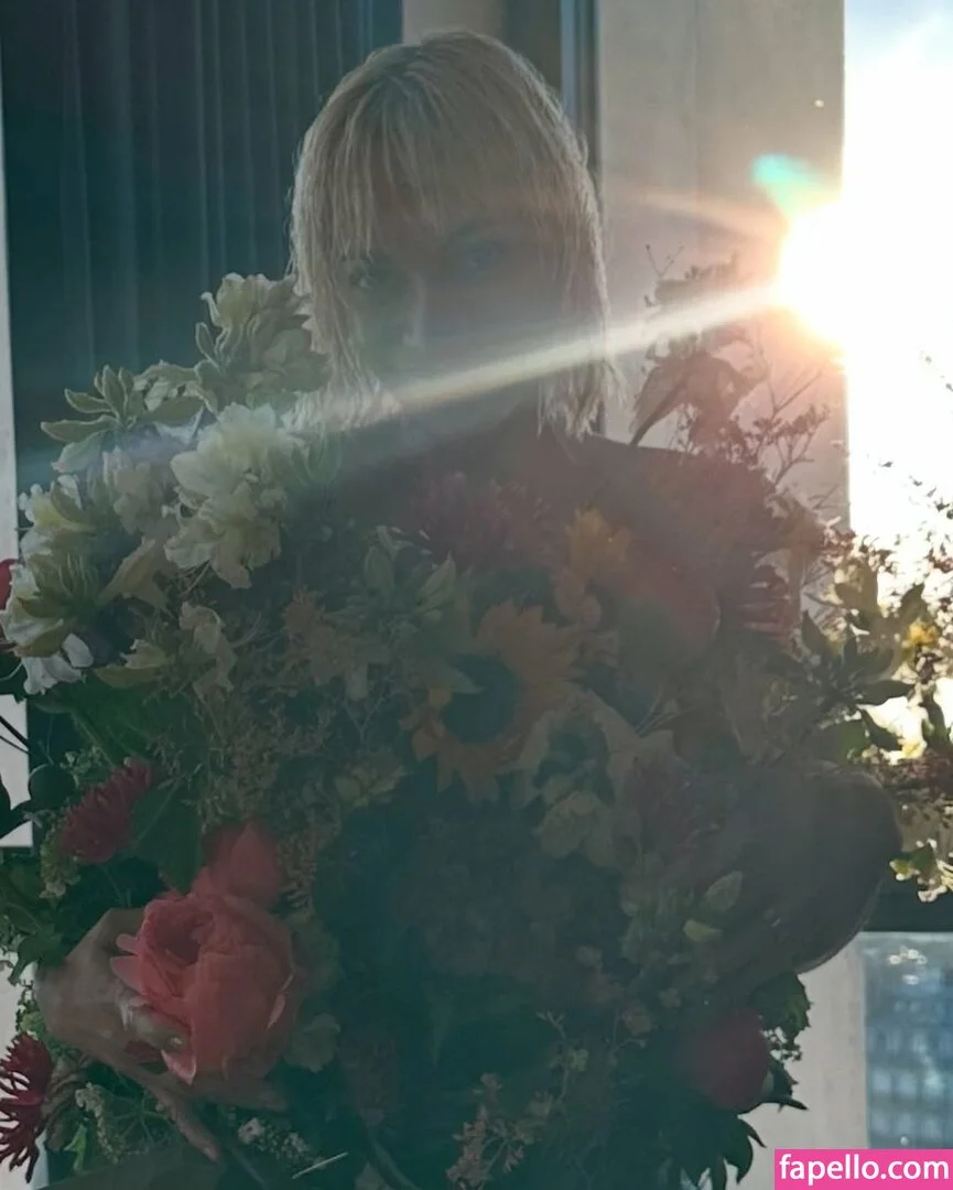 r.e.rosario / roseiaro Onlyfans Photo Gallery 