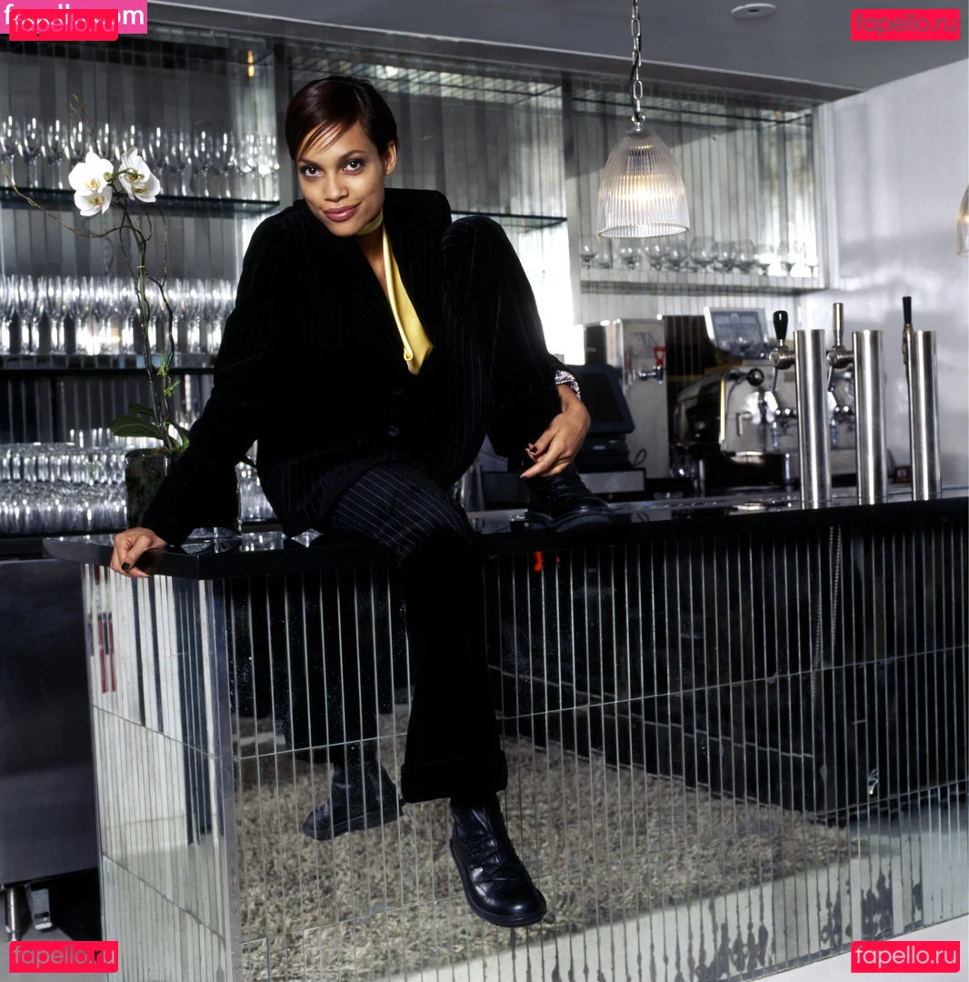 r.e.rosario / roseiaro Onlyfans Photo Gallery 