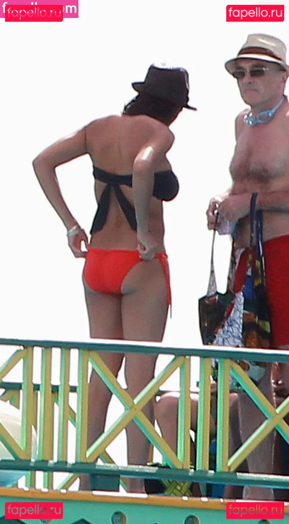 r.e.rosario / roseiaro Onlyfans Photo Gallery 