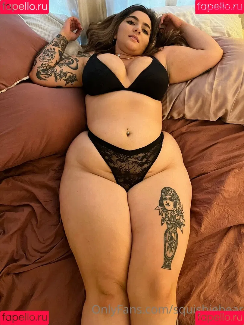squishiebear / squishiebearr / squishiebearrr Onlyfans Photo Gallery 