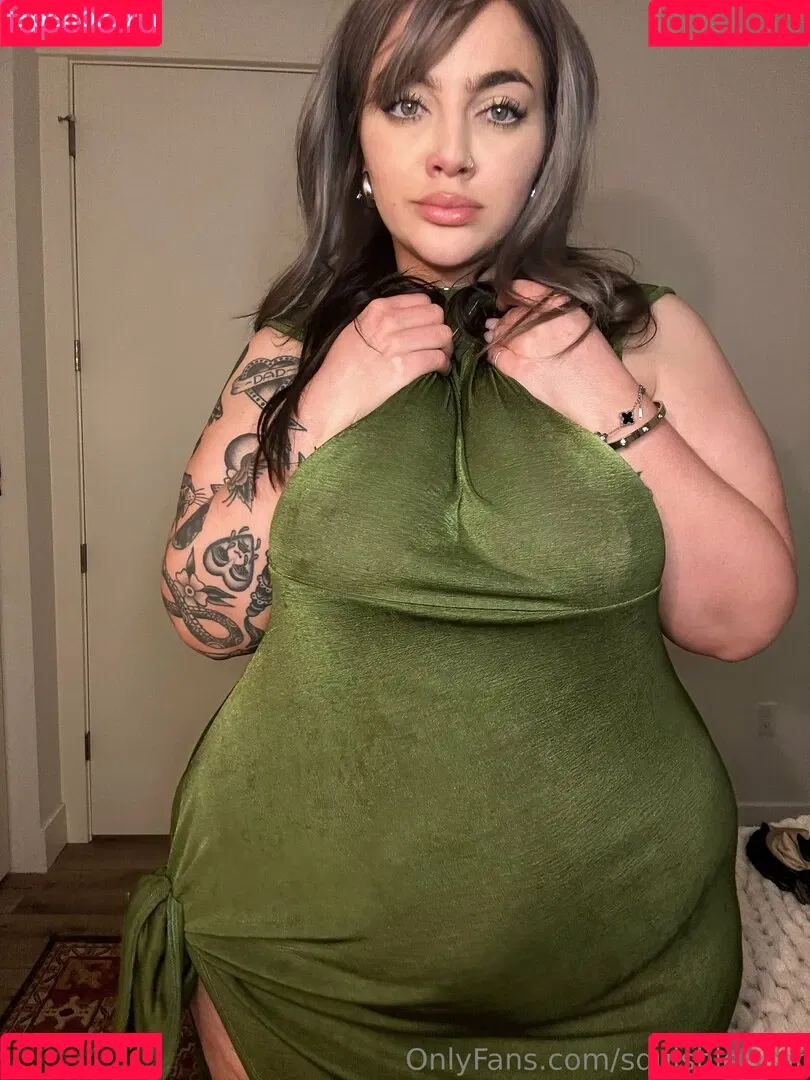 squishiebear / squishiebearr / squishiebearrr Onlyfans Photo Gallery 