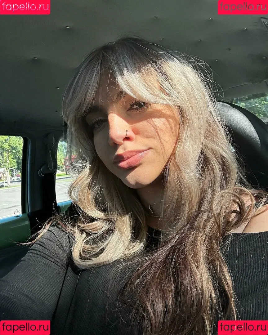 squishiebear / squishiebearr / squishiebearrr Onlyfans Photo Gallery 