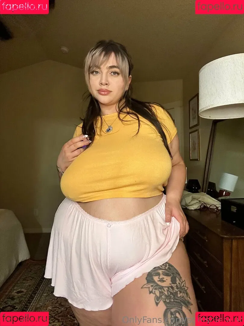 squishiebear / squishiebearr / squishiebearrr Onlyfans Photo Gallery 
