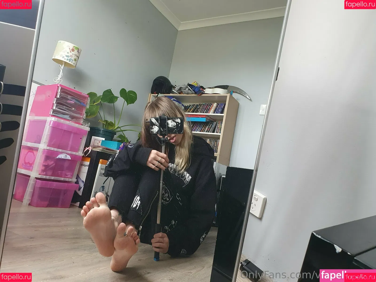 vi0let_night / vi0letnights_ Onlyfans Photo Gallery 