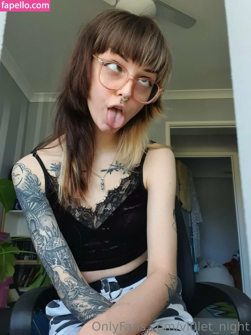 vi0let_night / vi0letnights_ Onlyfans Photo Gallery 