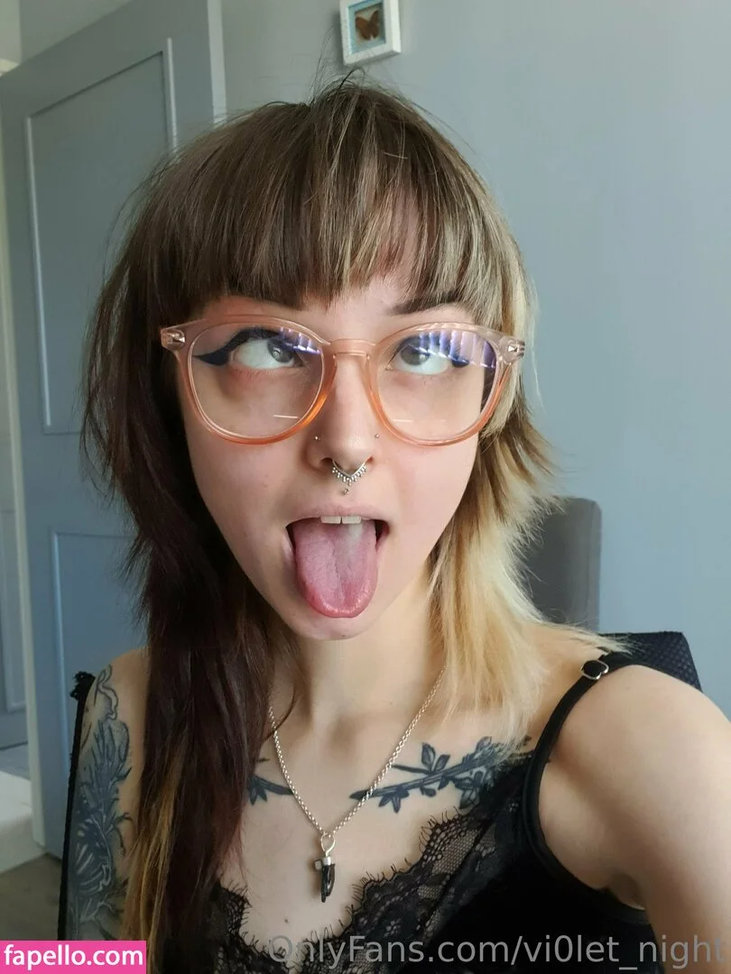 vi0let_night / vi0letnights_ Onlyfans Photo Gallery 