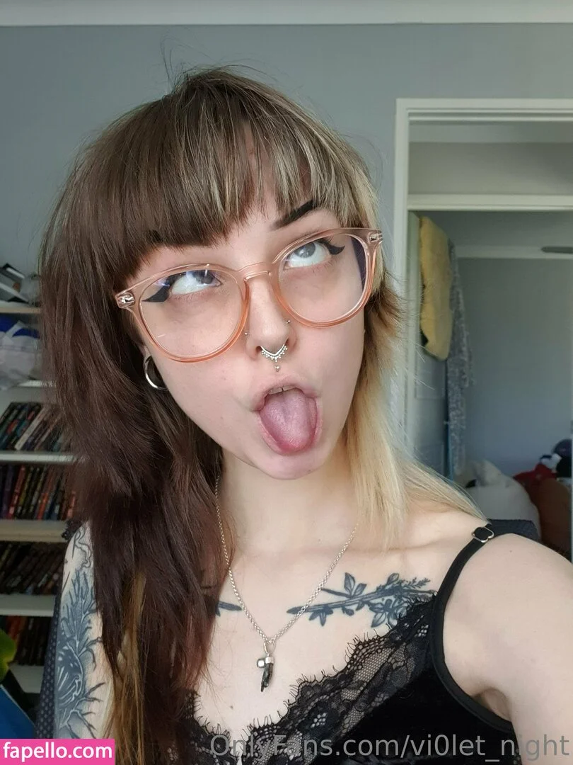 vi0let_night / vi0letnights_ Onlyfans Photo Gallery 
