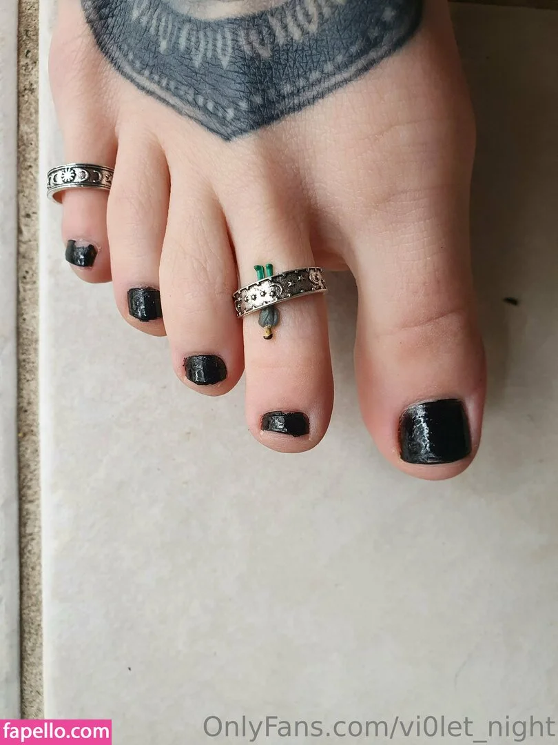 vi0let_night / vi0letnights_ Onlyfans Photo Gallery 