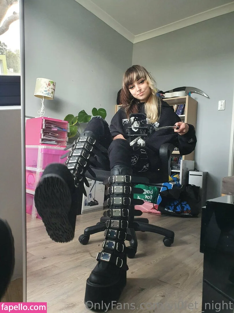 vi0let_night / vi0letnights_ Onlyfans Photo Gallery 