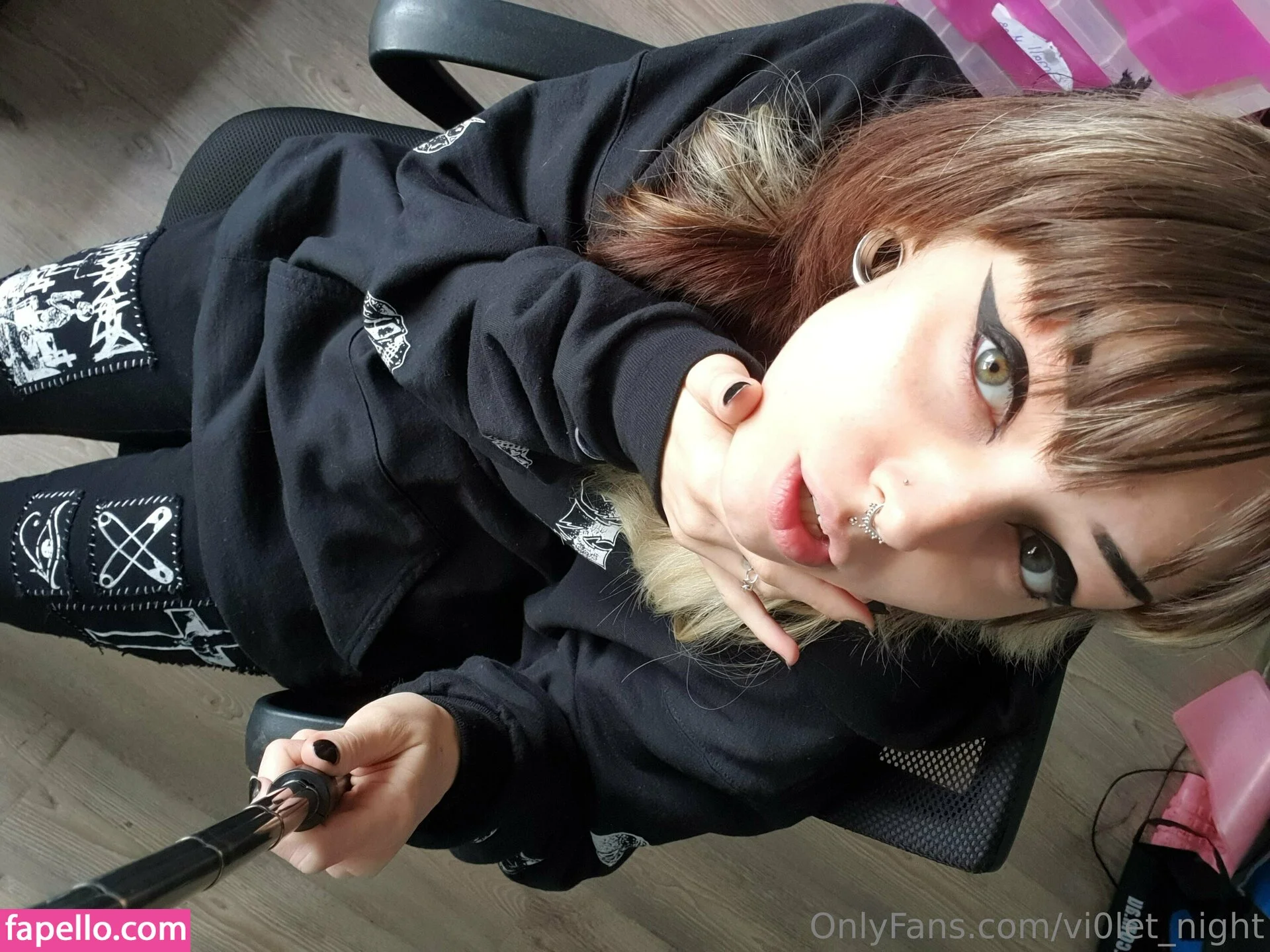 vi0let_night / vi0letnights_ Onlyfans Photo Gallery 