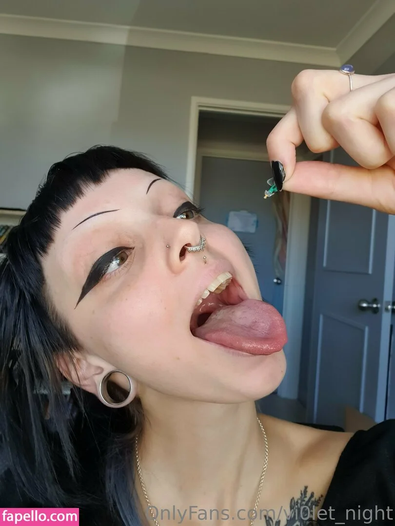 vi0let_night / vi0letnights_ Onlyfans Photo Gallery 