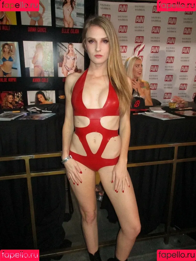 Ashley Lane / ashleylanexxx / priebusss Onlyfans Photo Gallery 