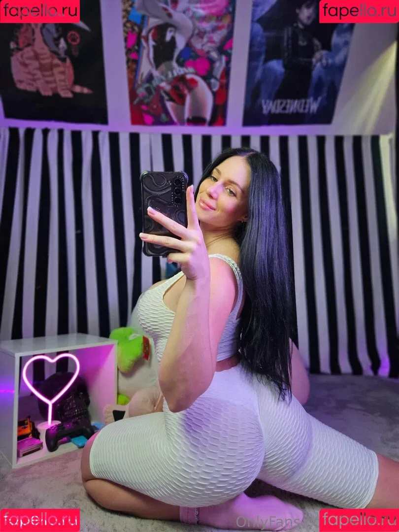 becka_ttv / beckatv Onlyfans Photo Gallery 