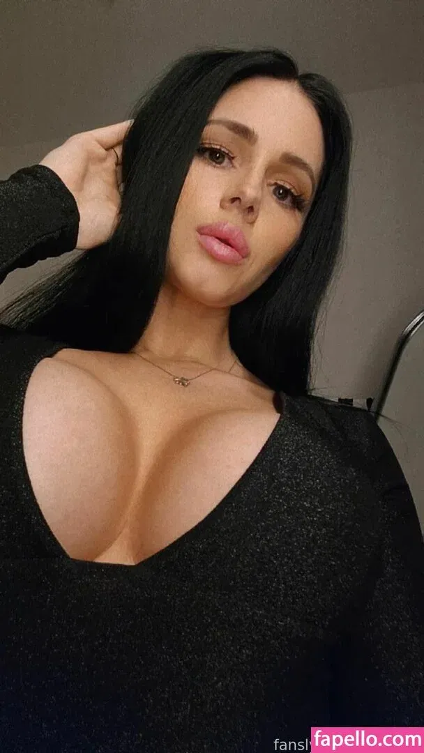 becka_ttv / beckatv Onlyfans Photo Gallery 