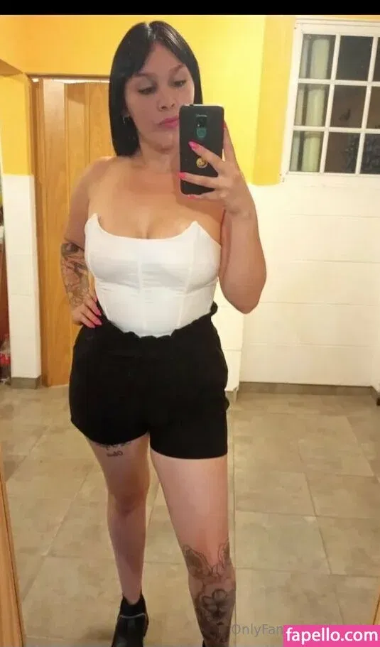 ifressa / issarae Onlyfans Photo Gallery 