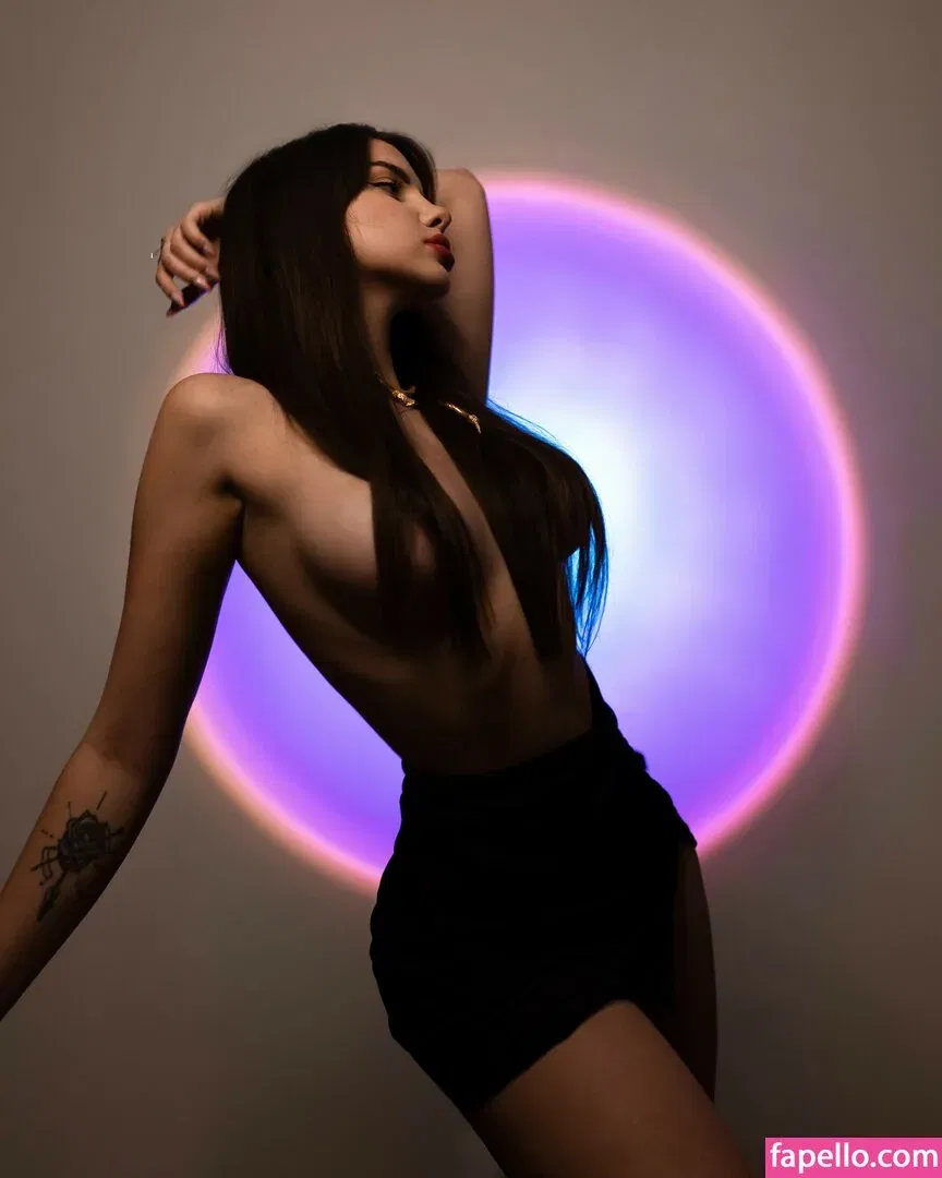 ilanosh / itsilanosh Onlyfans Photo Gallery 