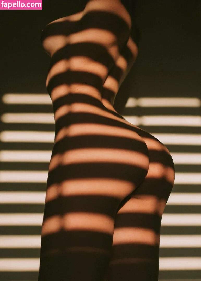 ilanosh / itsilanosh Onlyfans Photo Gallery 