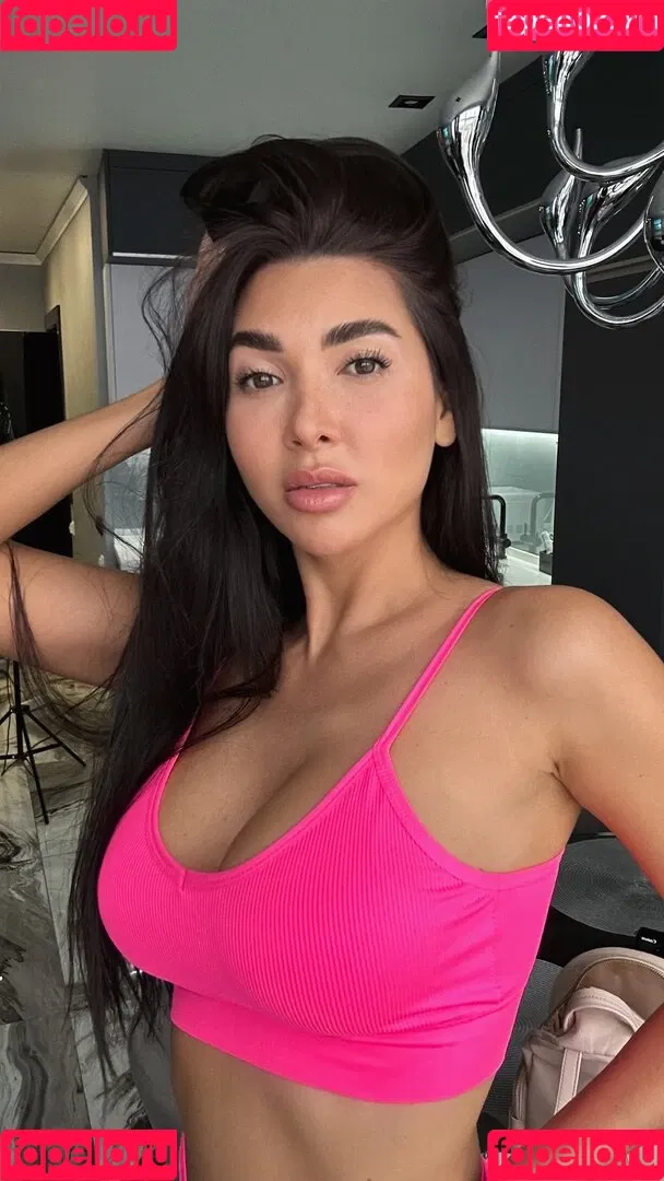 Melanie Queen / Melanie_Queen1 / melanie-queen / melaniequeen1 Onlyfans Photo Gallery 