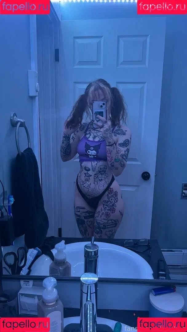 f_urbee / furbee._ / furbs0 Onlyfans Photo Gallery 