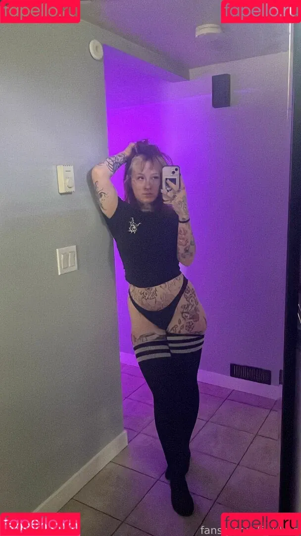 f_urbee / furbee._ / furbs0 Onlyfans Photo Gallery 